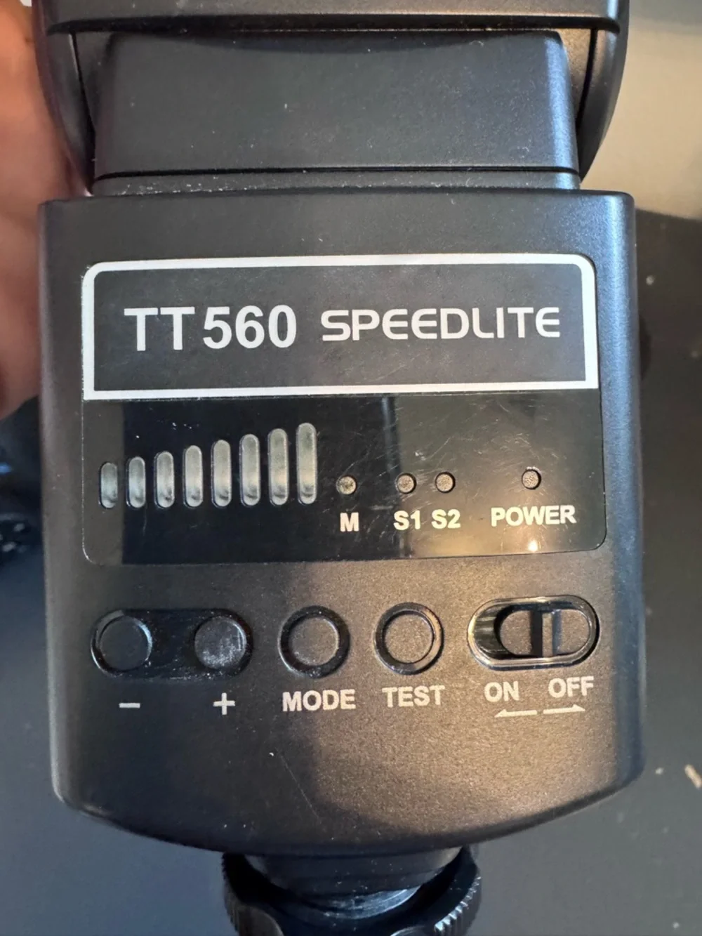 Black On-Camera Speedlite Flash for DSLR/ Mirrorless